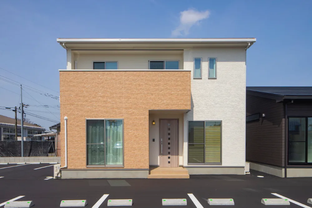 2階建モデルハウス