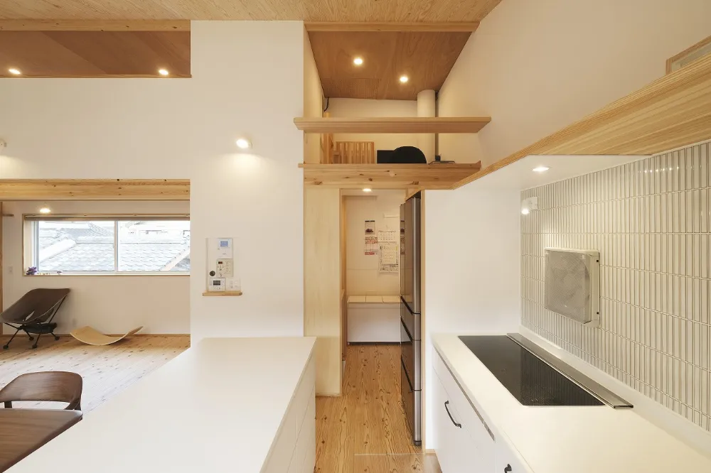 狭小地24坪の敷地を最大限に活かす！「2階リビングの田上の家」